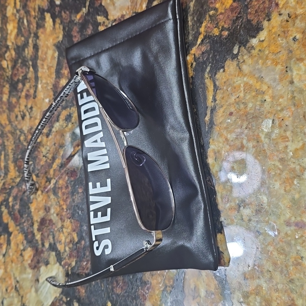 Steve Madden women's aviator sunglasses, brand new - Picture 5 of 6